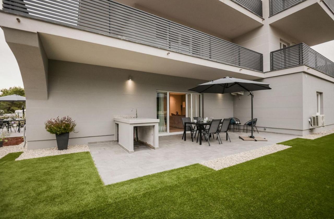 Luxury Apartments Villa Lacrima 실로 외부 사진