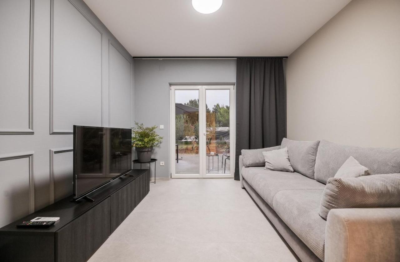 Luxury Apartments Villa Lacrima 실로 외부 사진