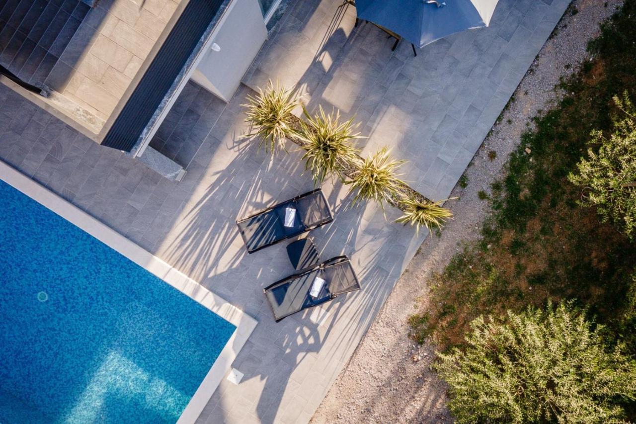 Luxury Apartments Villa Lacrima 실로 외부 사진