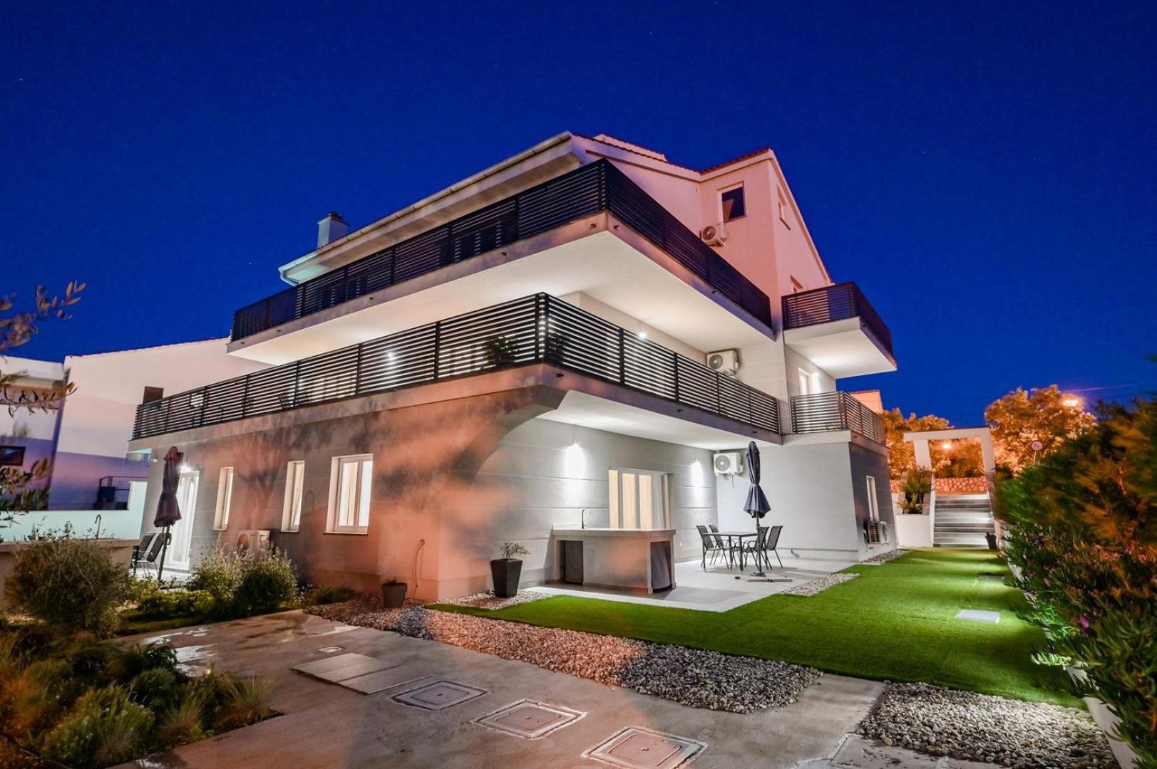 Luxury Apartments Villa Lacrima 실로 외부 사진